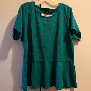 Simple green flowy shirt